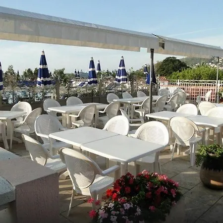 Lejlighedshotel Pierre & L'ange Gardien