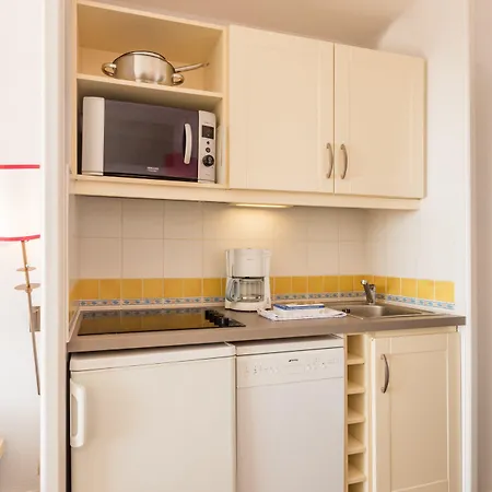 Aparthotel Pierre & L'ange Gardien 3*