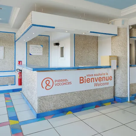 Aparthotel Pierre & L'ange Gardien 3*
