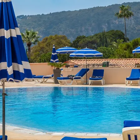 Pierre & L'ange Gardien Aparthotel 3*