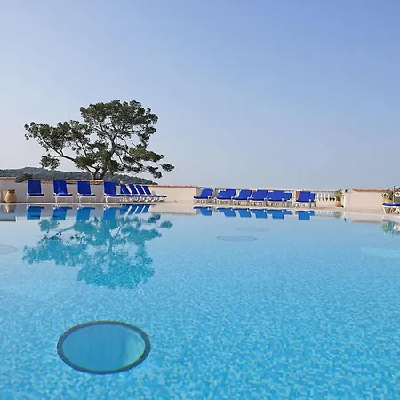 Aparthotel Résidence Pierre&vacances L'ange Gardien 3*