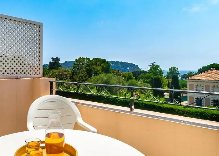 Pierre & L'ange Gardien Ξενοδοχείο με διαμερίσματα