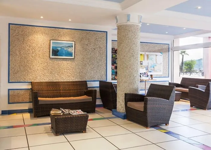 Ξενοδοχείο με διαμερίσματα Pierre & L'ange Gardien Βιλφράνς-συρ-Μερ