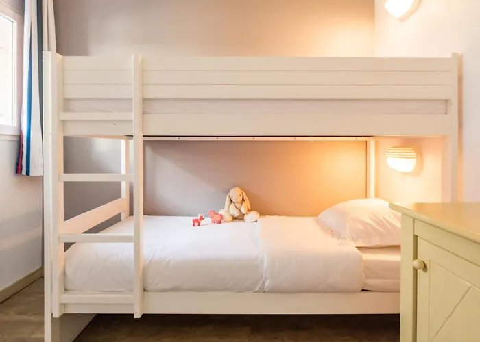 Pierre & L'ange Gardien Βιλφράνς-συρ-Μερ