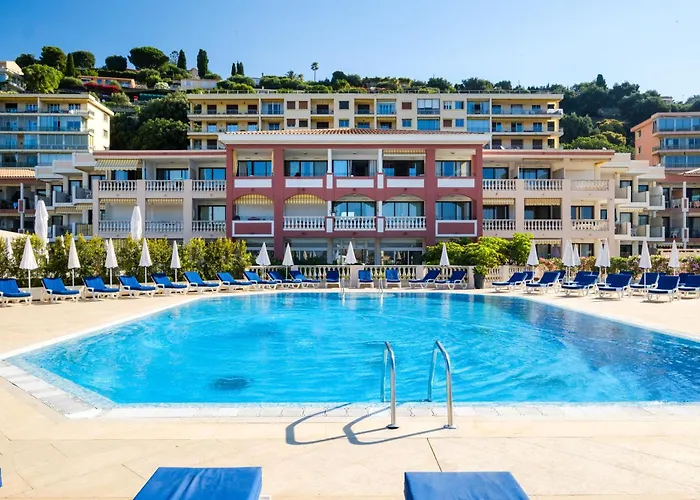 Pierre & L'ange Gardien Ξενοδοχείο με διαμερίσματα 3*