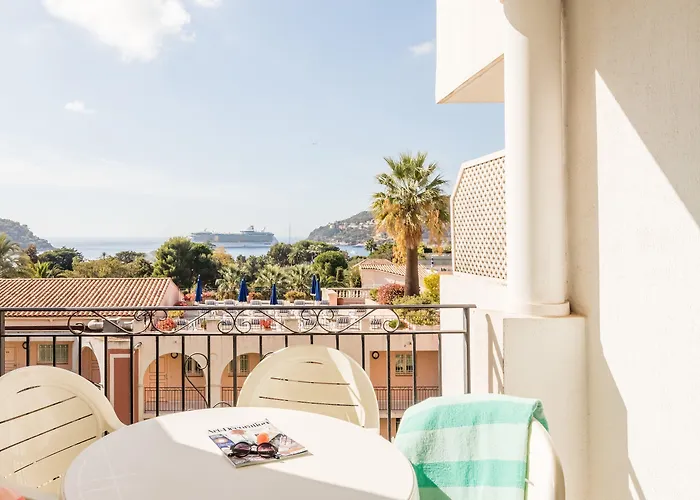 Ξενοδοχείο με διαμερίσματα Pierre & L'ange Gardien Βιλφράνς-συρ-Μερ