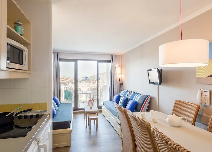 Pierre & L'ange Gardien Ξενοδοχείο με διαμερίσματα Βιλφράνς-συρ-Μερ