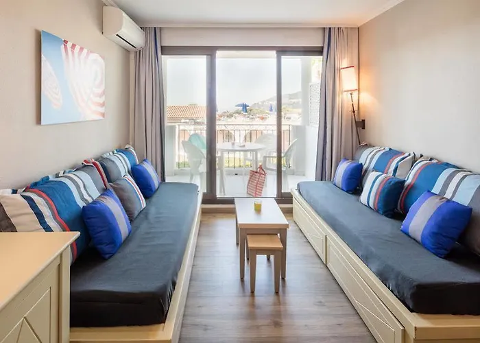 Pierre & L'ange Gardien Βιλφράνς-συρ-Μερ