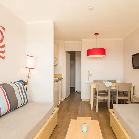 Aparthotel Pierre & L'ange Gardien 3*